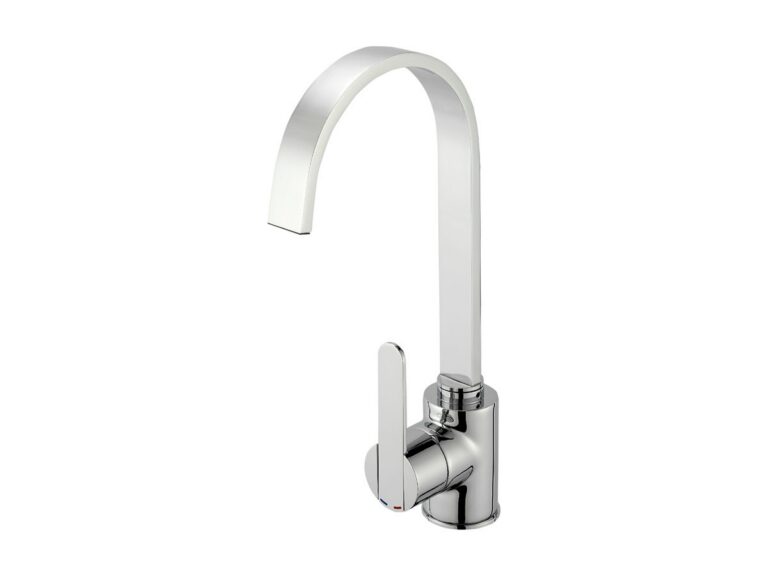 Reginox Amur kitchen tap in chrome
